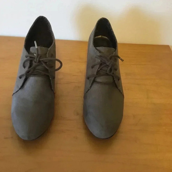 Expressions Marvinmush Mushroom suede wedge ankle bootie Size 10 - Picture 2 of 9